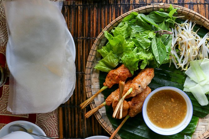 Da Nang Food Tour by Motorbike - Dinner at Traditional Restaurant