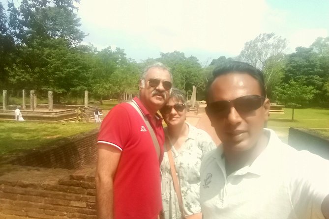 Day Tour Sigiriya to Anuradhapura - Meeting Point Details