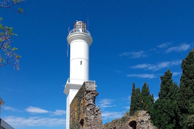 Day Tour Snack on Board - Colonia Del Sacramento - Uruguay - Itinerary Overview