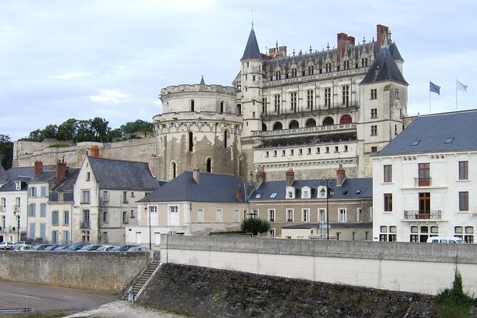 Day Trip: Paris to Loire Valley Castles - (Champagne on Board) - Pickup and Transportation Details