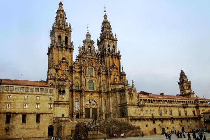 Day Trip: Santiago De Compostela and Valença Do Minho Day Trip With Lunch - Customer Reviews