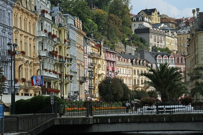 Daytrip From Prague to Karlovy Vary (Hot Springs Area) - Group Size and Activities