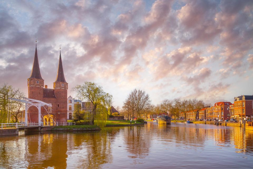 Delft: Walking Tour With Audio Guide on App - Preparation and Equipment