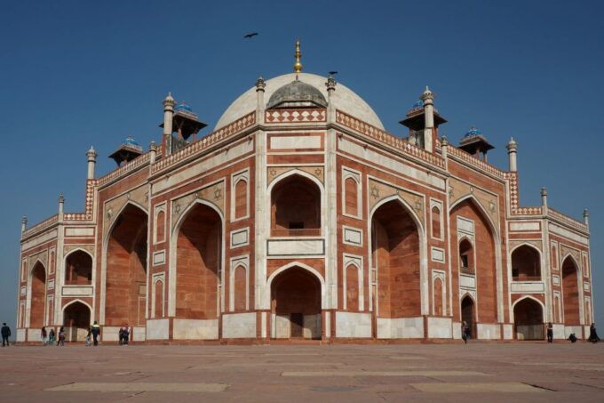 Delhi: Old and New Delhi City Private Guided Tour - Tour Itinerary