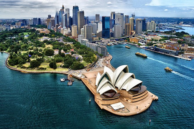 Departure Transfer: Sydney to Sydney Airport SYD in Luxury Van - Price Information
