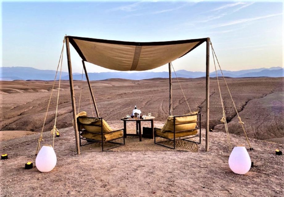 Dinner in Agafay Desert From Marrakech - Entertainment and Dining Experience