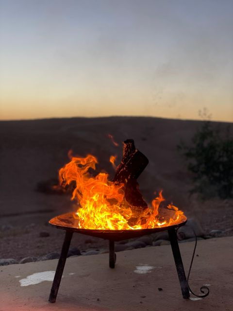 Dinner Show at Agafay Desert & Traditional Outfit Photoshoot - Included Activities