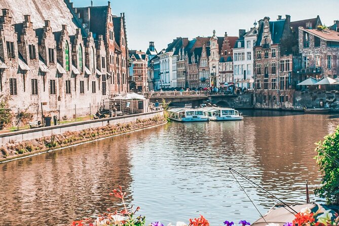 Discover Ghent While Playing! Escape Game - the Alchemist - Participant Requirements