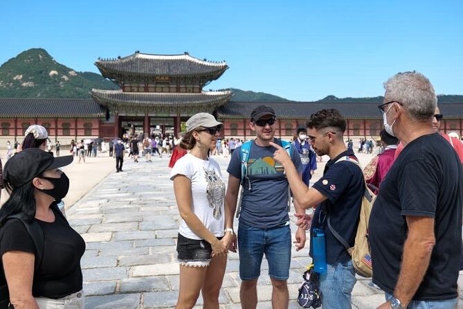 Discover Seoul: Local Life and History - Taking in Local Culture