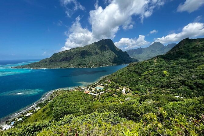 Discovering Moorea From Tahiti in 4x4 With the Ferry Terevau - Ferry Terevau Experience