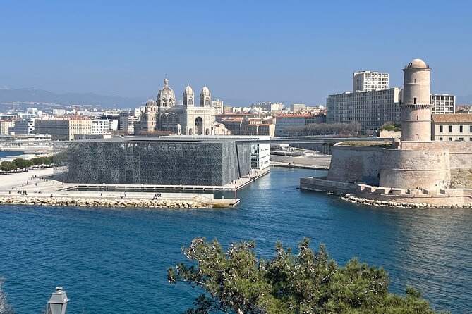 Discovery of Marseille by Electric Bike - Eco-Friendly Aspect of Electric Biking