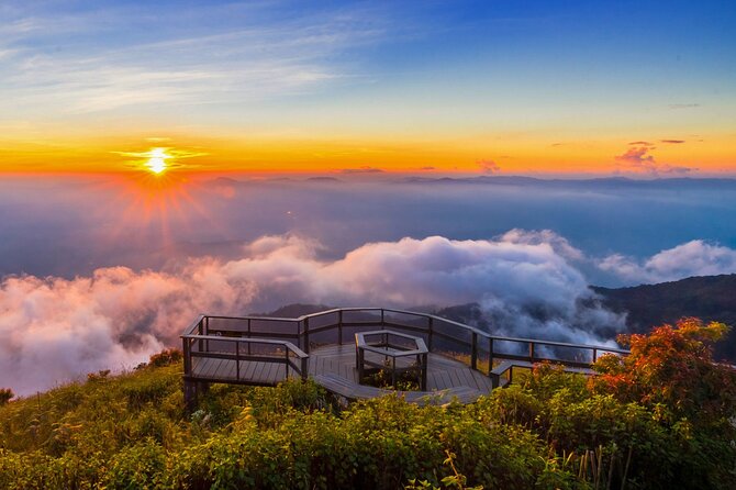 Doi Inthanon National Park 1-Day Tour With Nature Trail Trekking - Weather Conditions and Safety