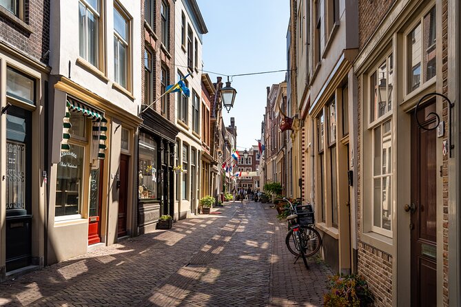 Dordrecht: Walking Tour With Audio Guide on App - Additional Information for Visitors