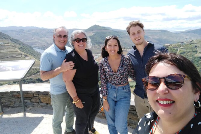 Douro Valley Small-Group Tour: 2 Wineries, Lunch, Optional Cruise - Optional Cruise Experience