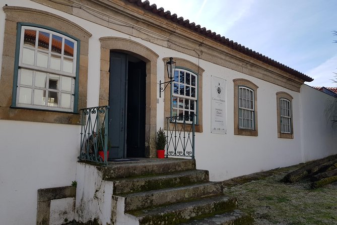 Douro Valley Wine Tour: 3 Vineyard Visits, Wine Tastings, Lunch - Common questions