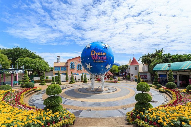 Dream World & Snow Town in Bangkok With Return Transfer & Lunch - Round-Trip Transfers Included