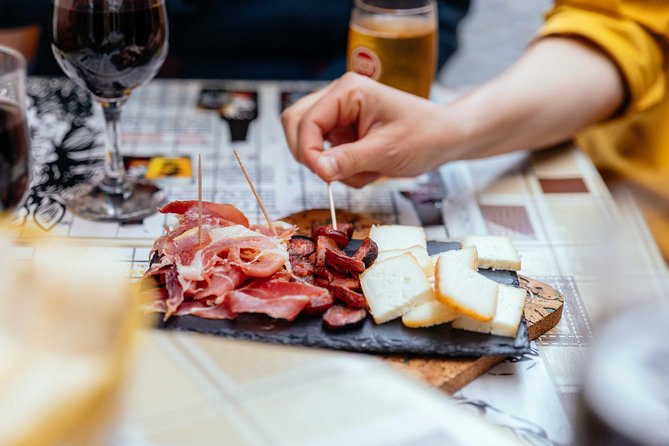 Drinks & Bites in Lisbon Private Tour - Sampling Wine Varietals and Portuguese Delicacies