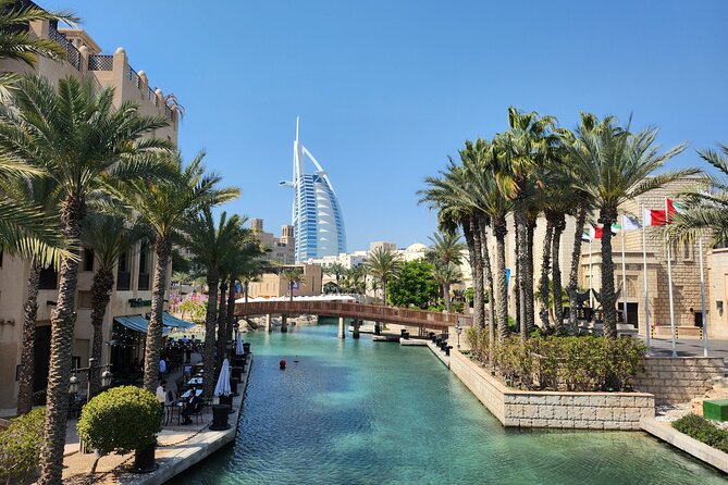 Dubai Top Ten Must-See Sights With Burj Khalifa and Transfers - Expert Commentary on Dubais Landmarks