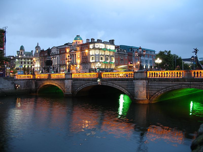 Dublin: Self-Guided Audio Tour in English - Highlights