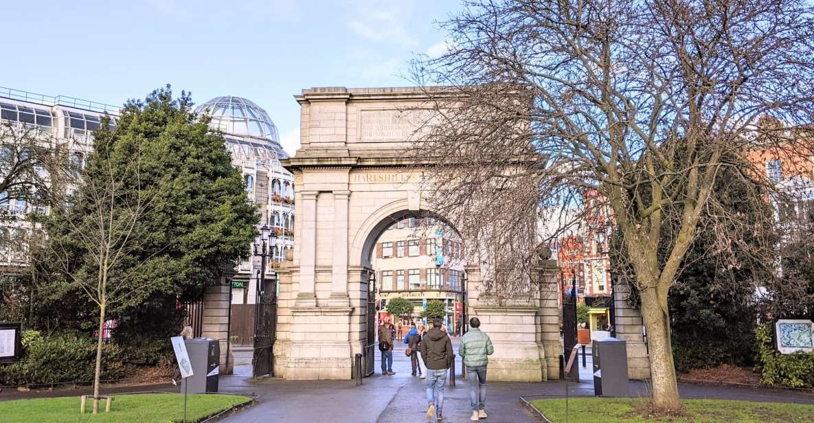 Dublin: Self-guided Walk Irish History in St. Stephens Green - Tour Highlights