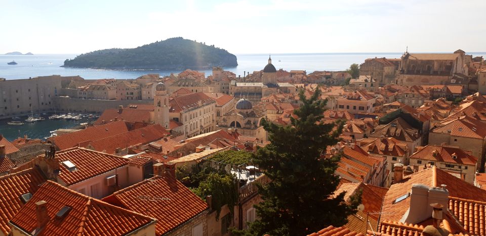 Dubrovnik: Early Bird Walking Tour - Reservation Details