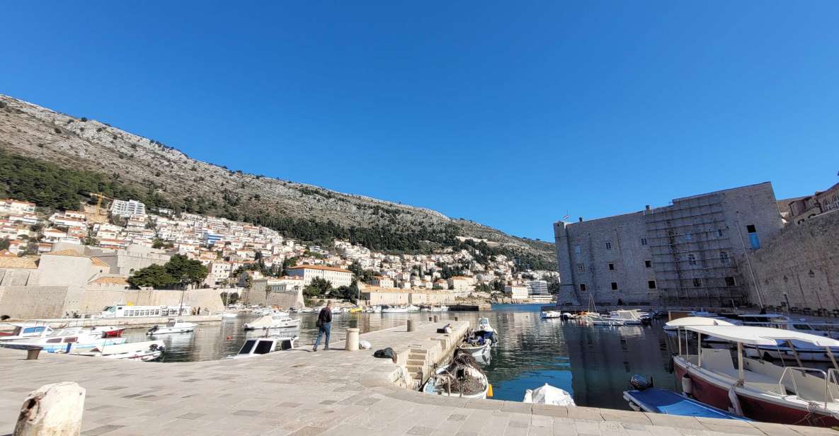 Dubrovnik: Old Town Highlights Tour With Audio Guide - Landmarks and Architectural Wonders