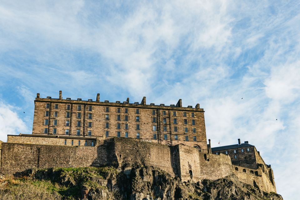 Edinburgh: 3-Hour Guided Walking Tour - What to Wear and Expect