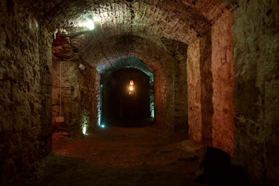 Edinburgh: Ghostly Underground Vaults Small-Group Tour - Full Tour Description