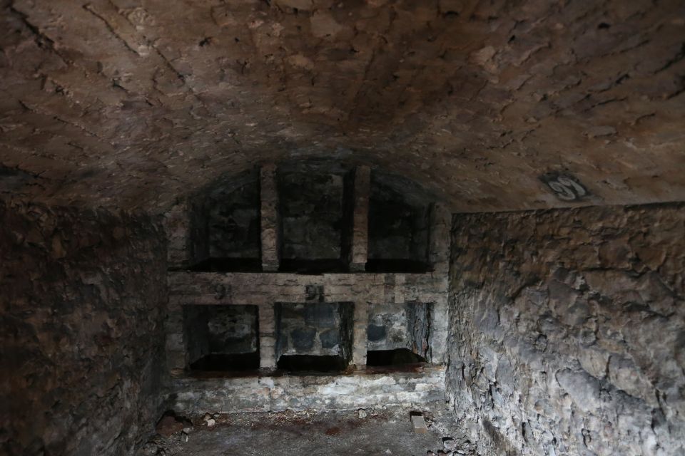 Edinburgh: Historic Underground Vaults Daytime Tour - Expert Guided Tour Information