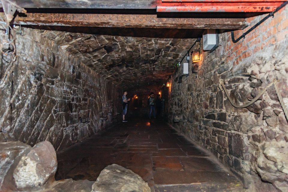 Edinburgh: Old Town and Underground Historical Tour - Exclusive Access Details