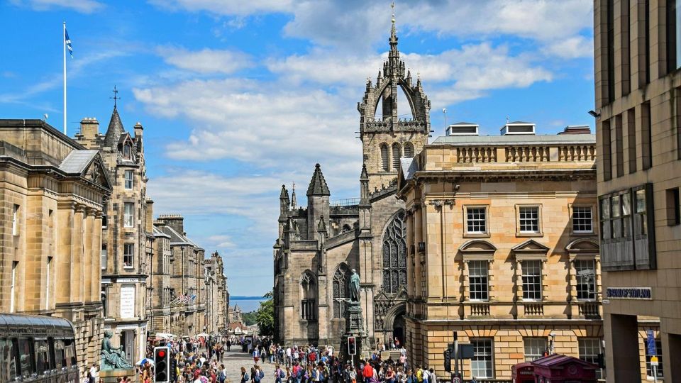 Edinburgh: Self-Guided Audio Tour - Tour Highlights