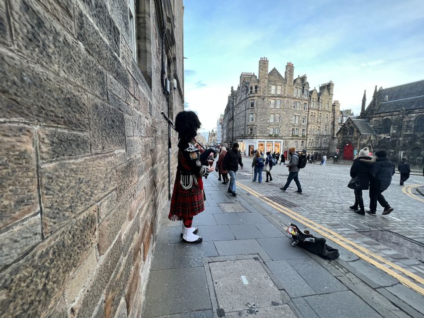 Edinburgh : The Royal Mile Old Town Guided Walking Tour - Booking Information