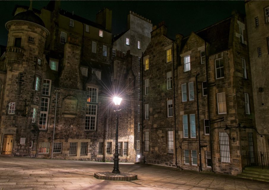 Edinburgh: Witches Old Town Walking Tour & Underground Vault - Booking & Reservation Details