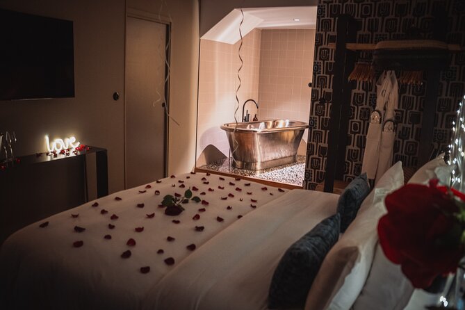 Exceptional Declaration of Love in Biarritz - Exclusive Couples Experience in Biarritz