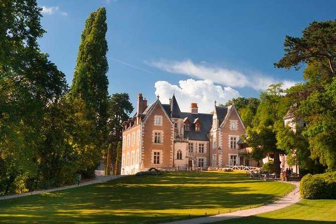 Excursion 2 Days Loire Castles Chenonceau Amboise Clos Lucé Leonardo Da Vinci Azay .. - Azay-le-Rideau: Renaissance Gem