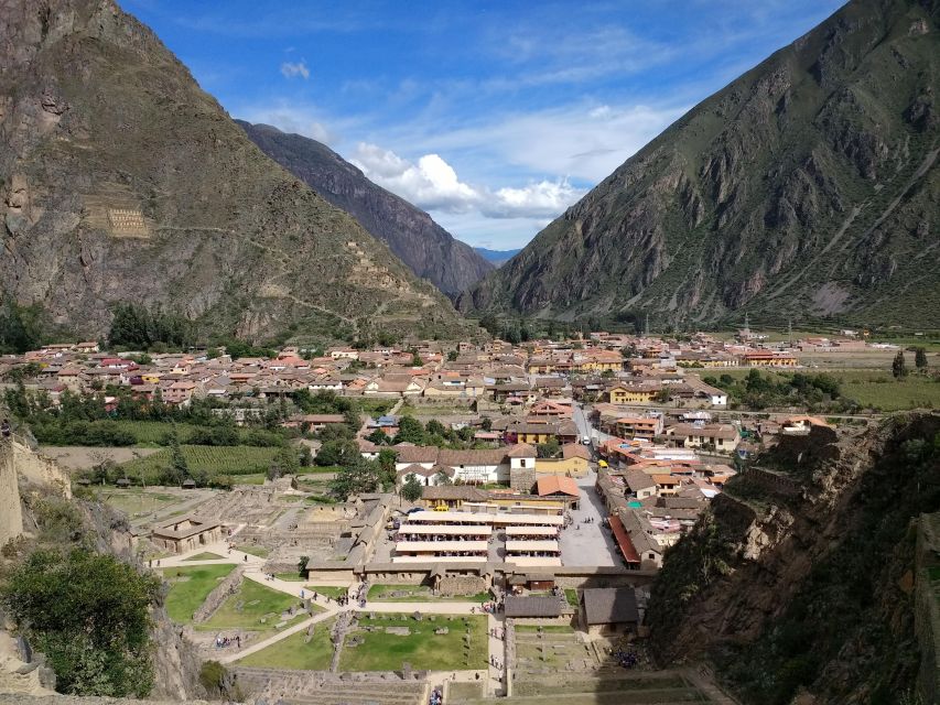 Excursion to the Sacred Valley and Machu Picchu 2 Days/1Nigh - Location and Exploration