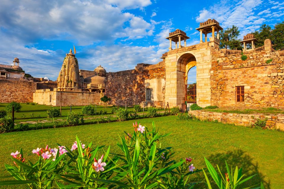 Explore Chittorgarh Fort With Udaipur Drop From Pushkar