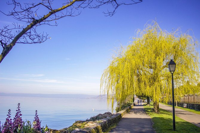 Explore Montreux in 1 Hour With a Local - Key Points