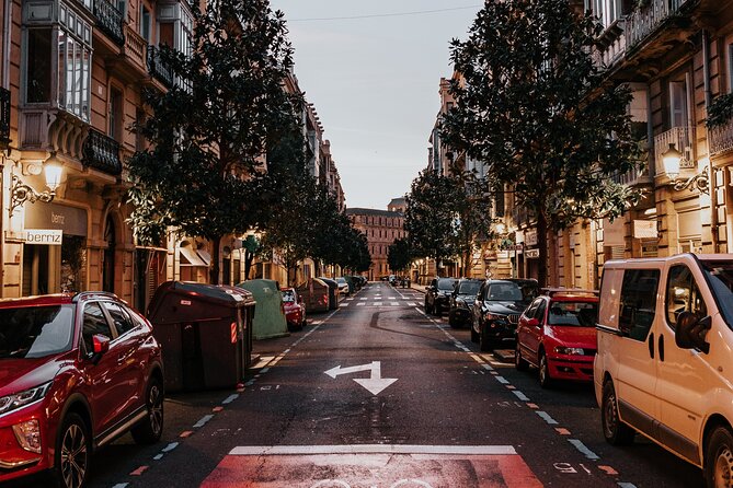 Explore San Sebastian in 1 Hour With a Local - Convenient Meeting Point Information