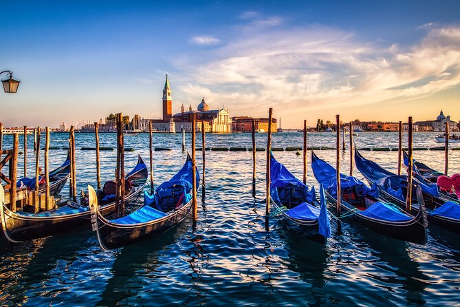 Explore the Canals on an Authentic Gondola Tour Venetian Dreams - Booking Information Overview