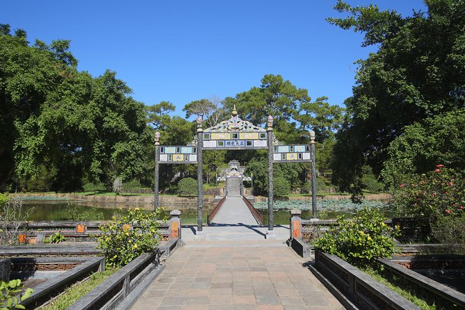 Exploring Hue Imperial City With Professional Driver By Private Car - Traveler Information and Accessibility