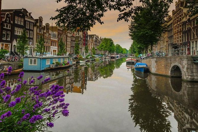 Extraordinary Experience of a Houseboat Life in Amsterdam! Private Tour. - Private Tours Options in Amsterdam