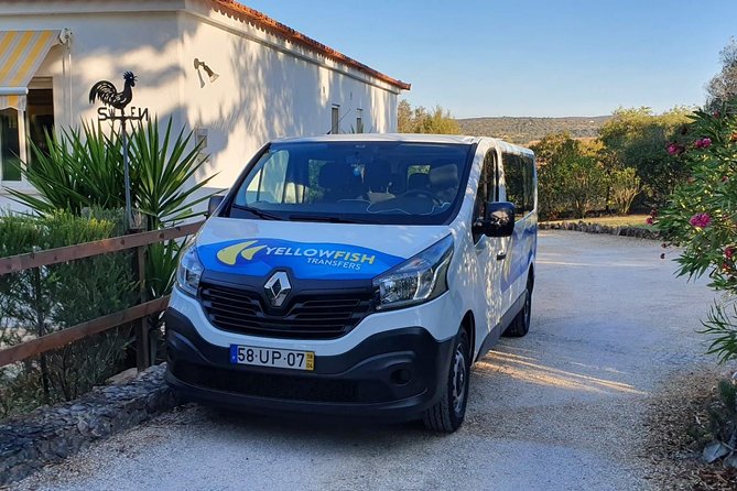 Faro Airport Private Transfer to Carvoeiro - Meeting and Pickup Information