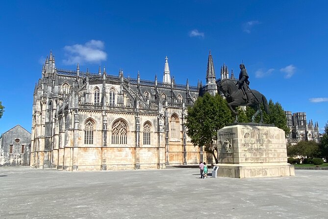 Fatima, Batalha, Nazare and Obidos Full Day Tour From Lisbon - Inclusions and Amenities