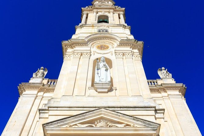 Fatima Sanctuary Private Tour From Lisbon - Visitor Experience