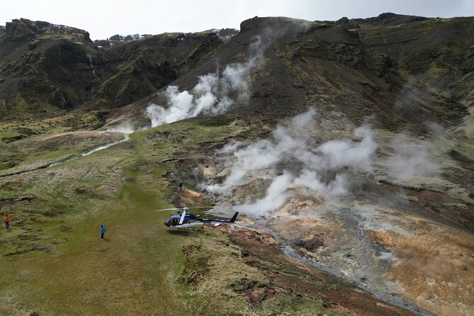 Fire and Ice Helicopter Tour: Glacier and Hengill Geothermal Area - Geothermal Area Visit
