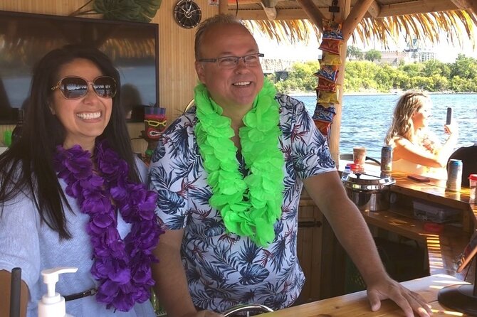 Floating Tiki Bar (Boat Tour) on the Ottawa River - Meeting and Pickup Instructions