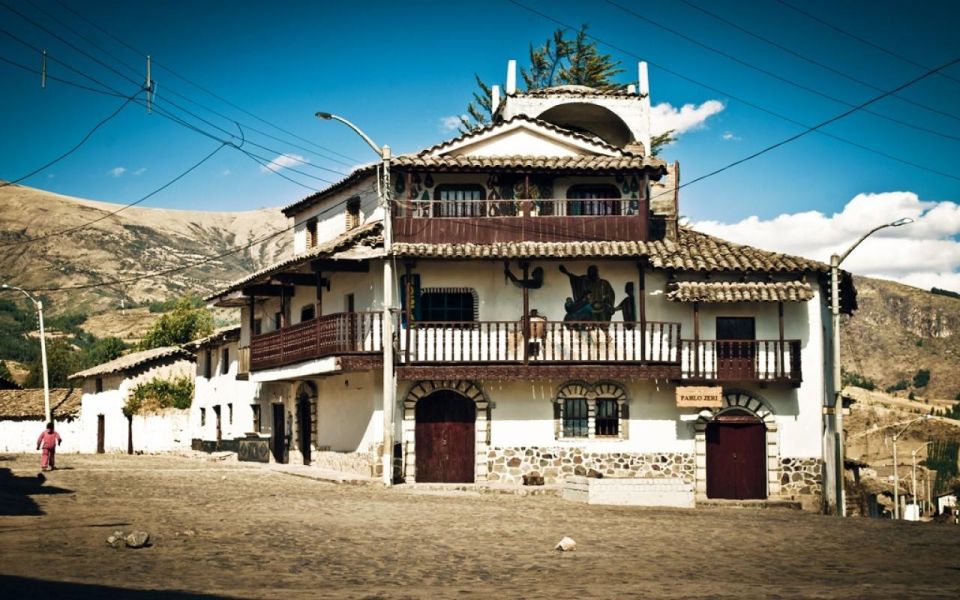 From Ayacucho: Pampa De Ayacucho - Half Day - Cultural Exploration