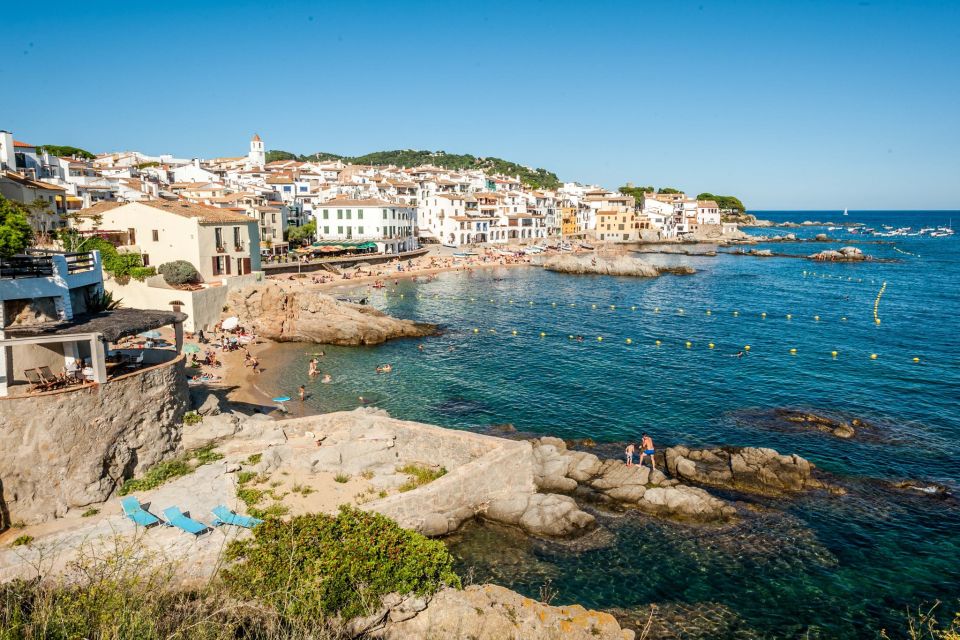 From Barcelona: Medieval Girona & Costa Brava Coast Day Tour - Highlights in Girona & Pals