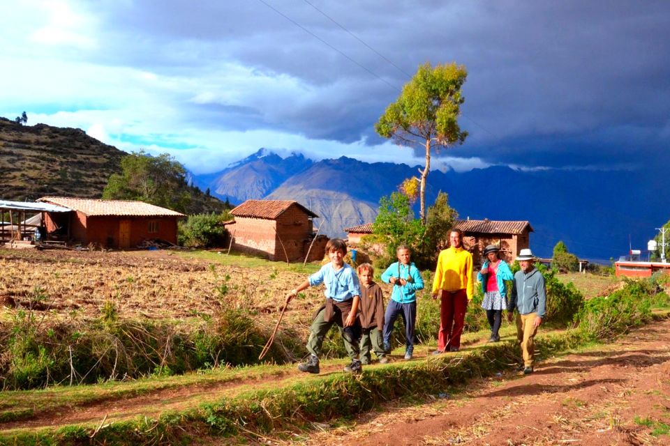 From Cusco: 2-Day Overnight Misminay Community Tour - Day 1 Itinerary